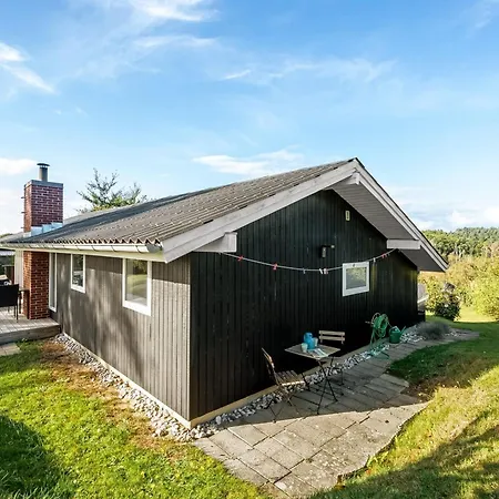 Eggertsine - 1-2km From The Sea By Interhome *