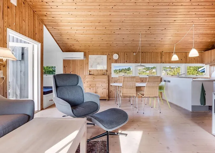 Eggertsine - 1-2km From The Sea By Interhome Hébergement de vacances *